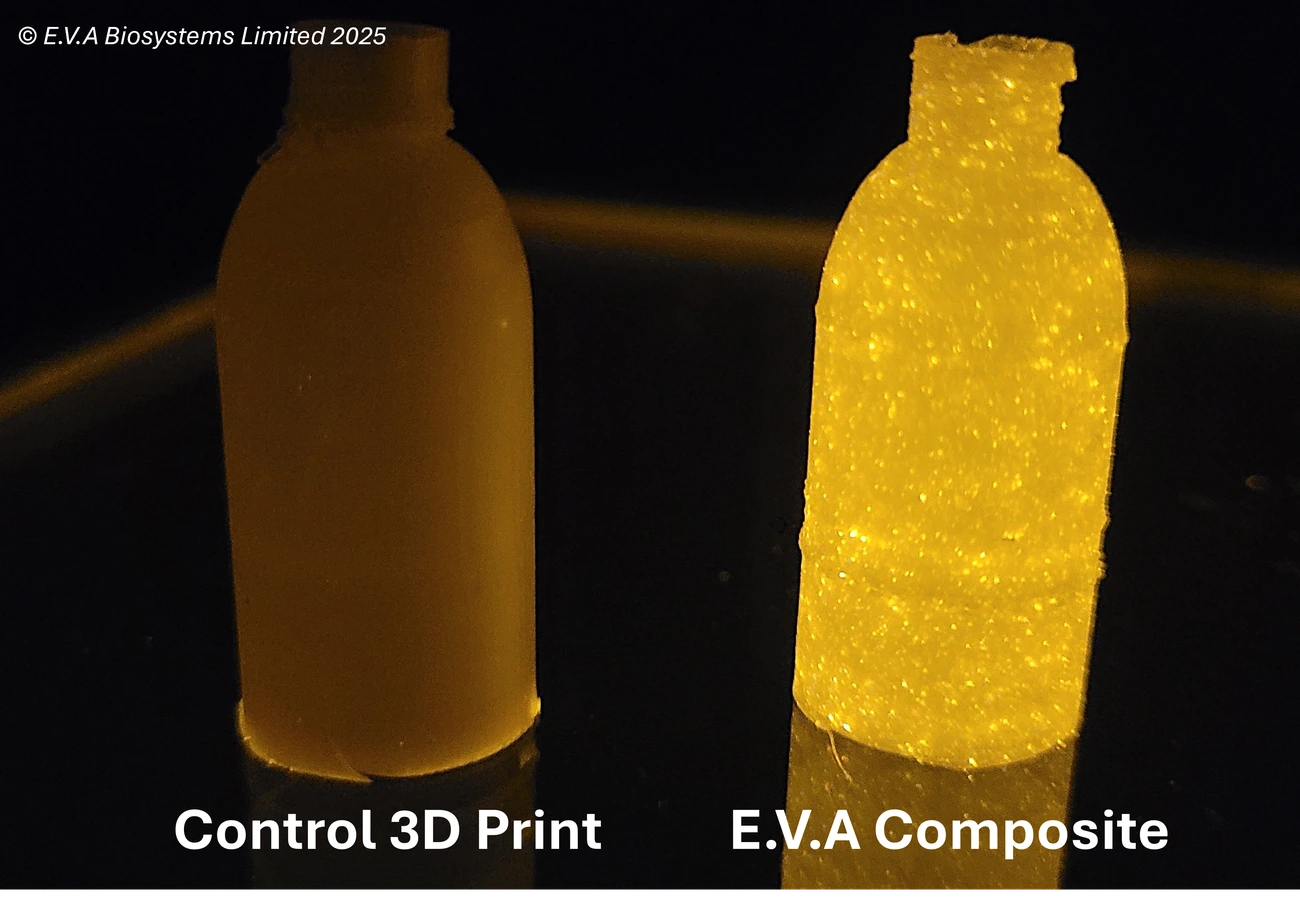 Control 3D-printed bottle on the left and E.V.A composite bottle on the right